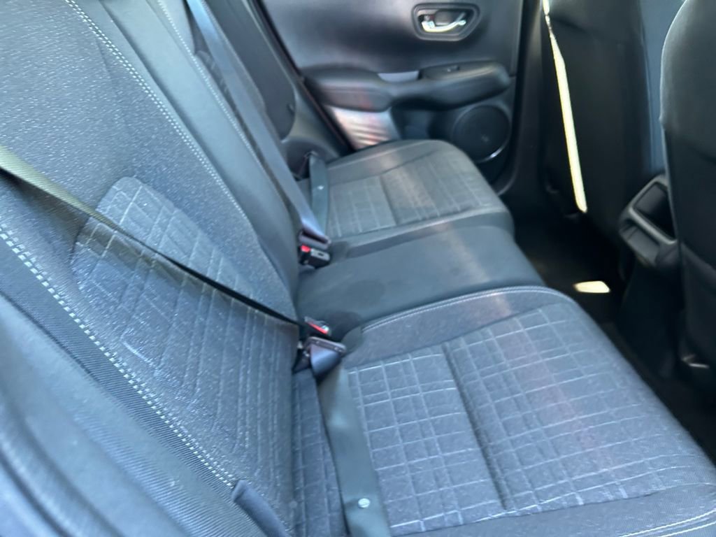 Used 2023 Honda HR-V LX image 19