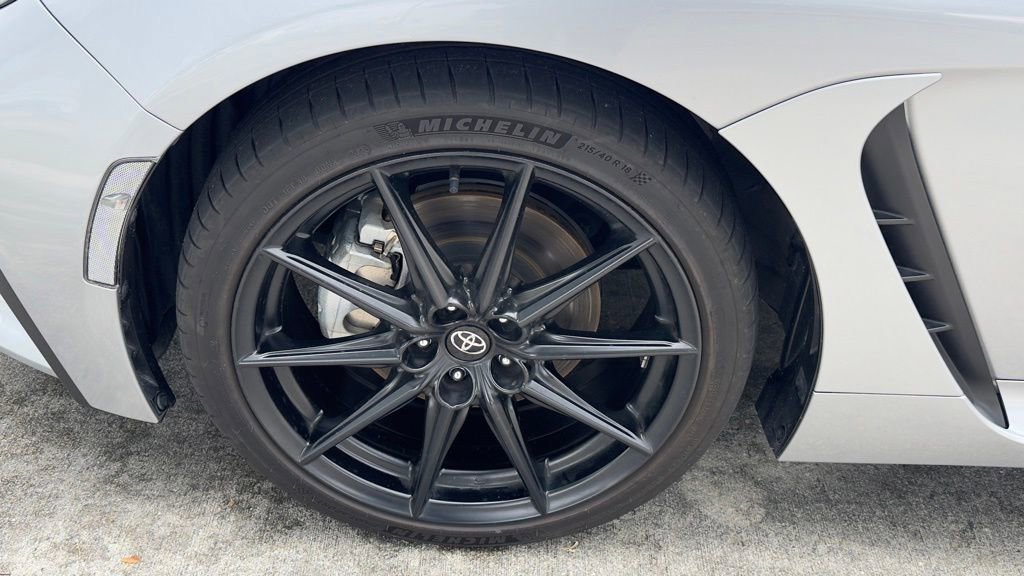 Used 2024 Toyota GR86 Premium RWD image 11