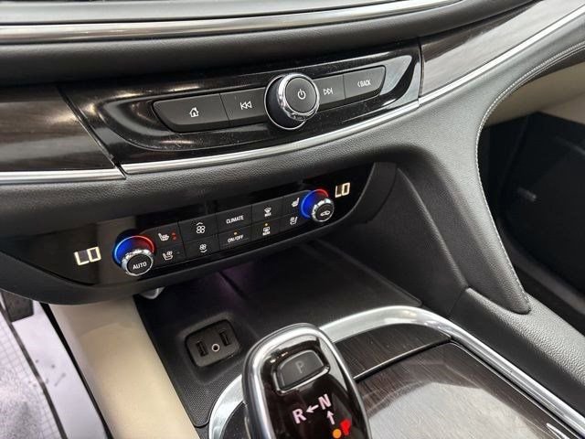 Used 2019 Buick Enclave Premium image 24