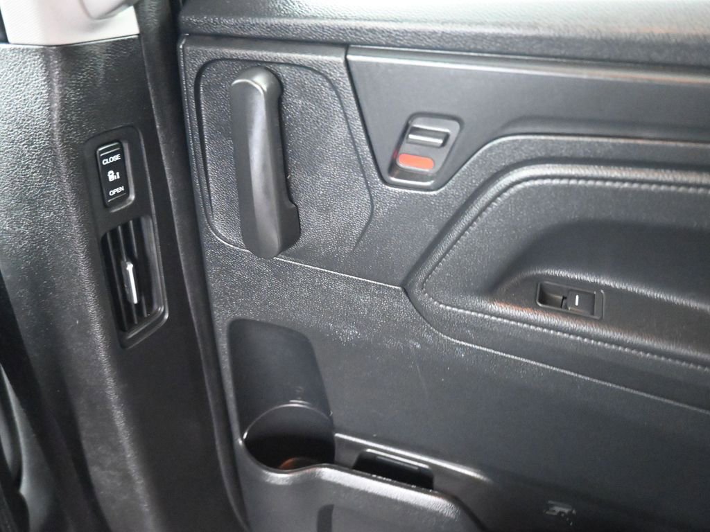 Used 2023 Honda Odyssey Touring image 40
