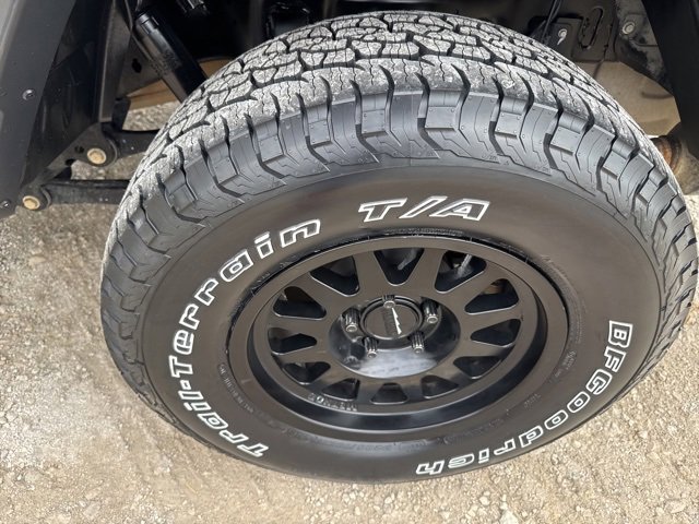 Used 2020 Jeep Gladiator Sport w/ Quick Order Package 24S image 12