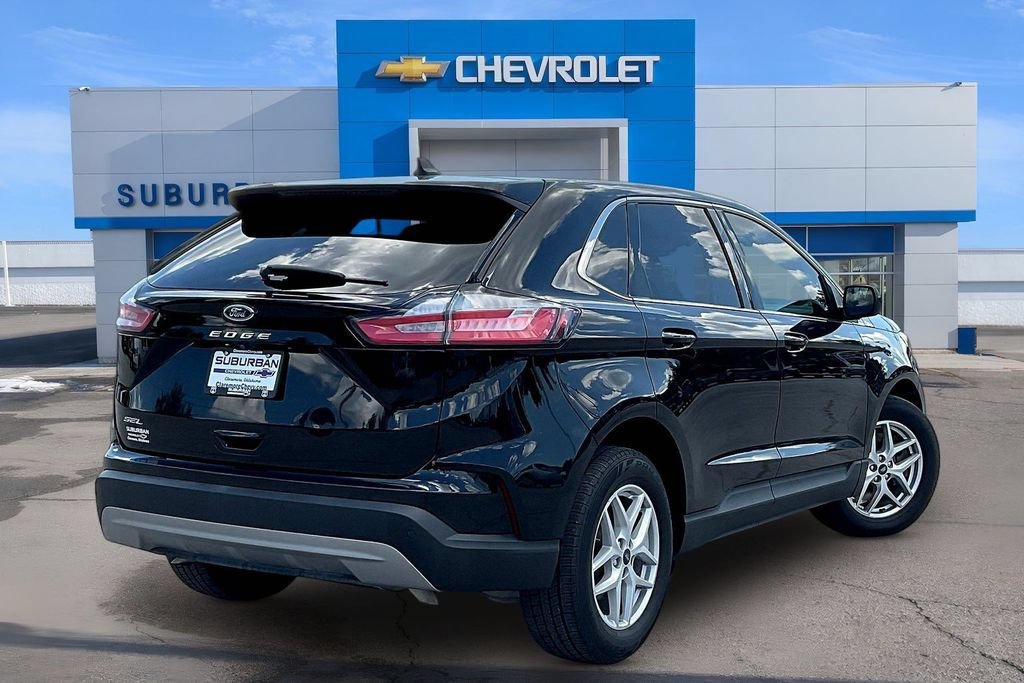 Used 2021 Ford Edge SEL w/ Convenience Package FWD image 4