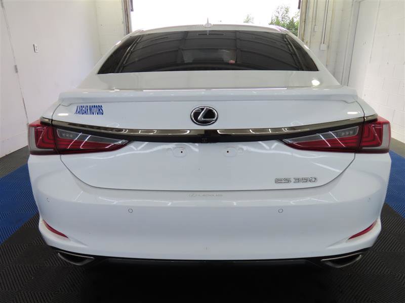 Used 2022 Lexus ES 350 F Sport image 11