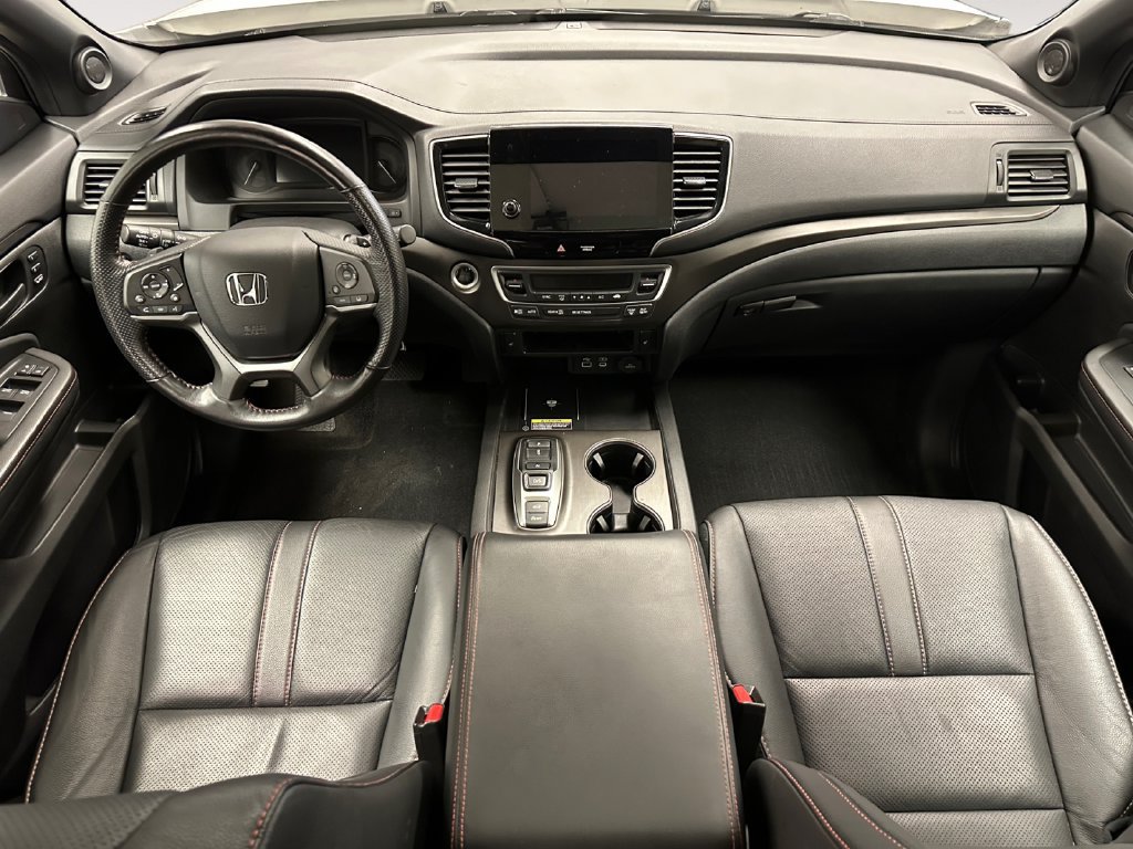 Used 2025 Honda Passport TrailSport image 10