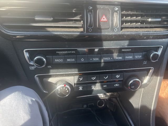 Used 2020 Kia Optima LX image 12