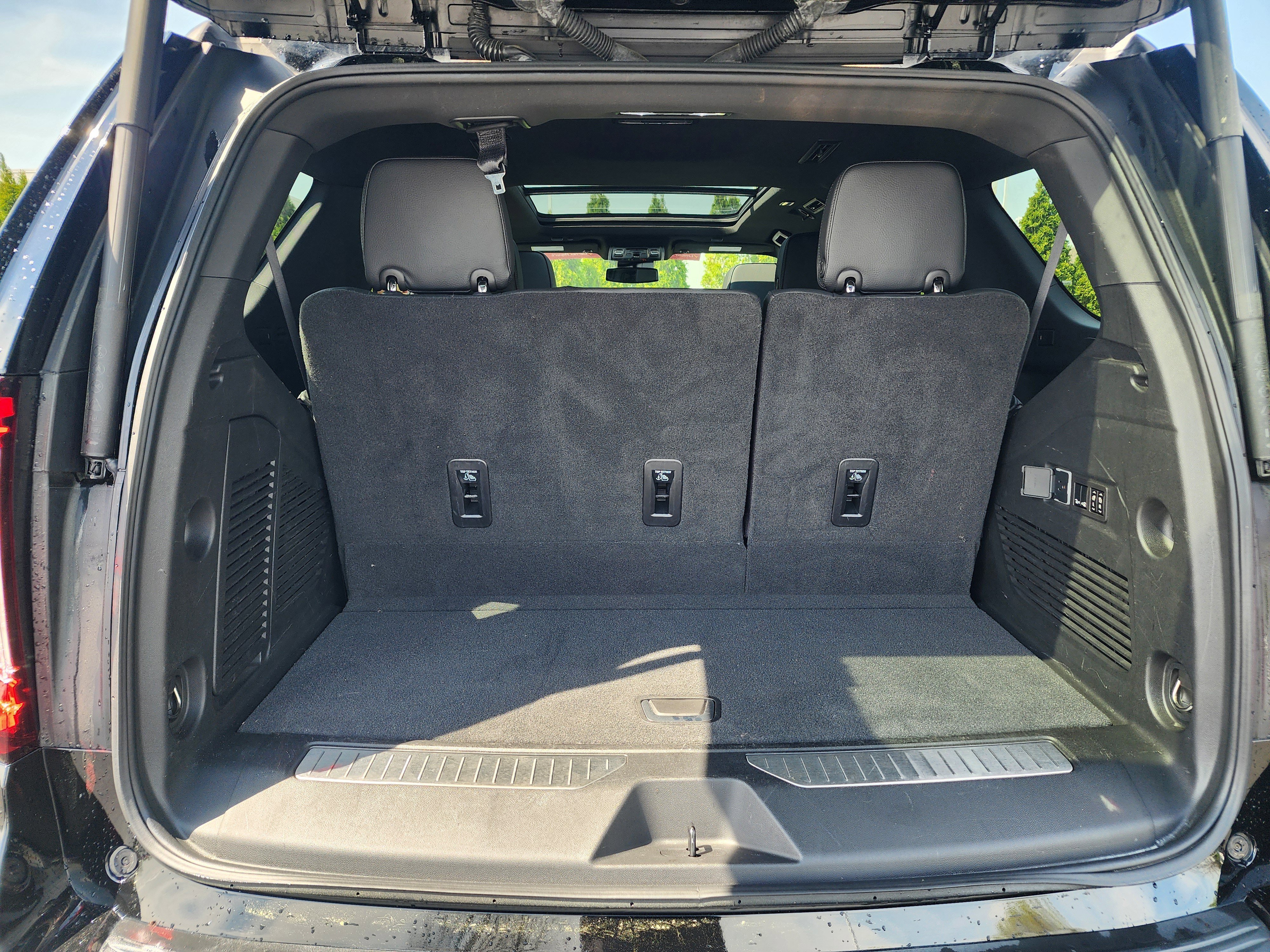 Used 2023 GMC Yukon Denali image 13