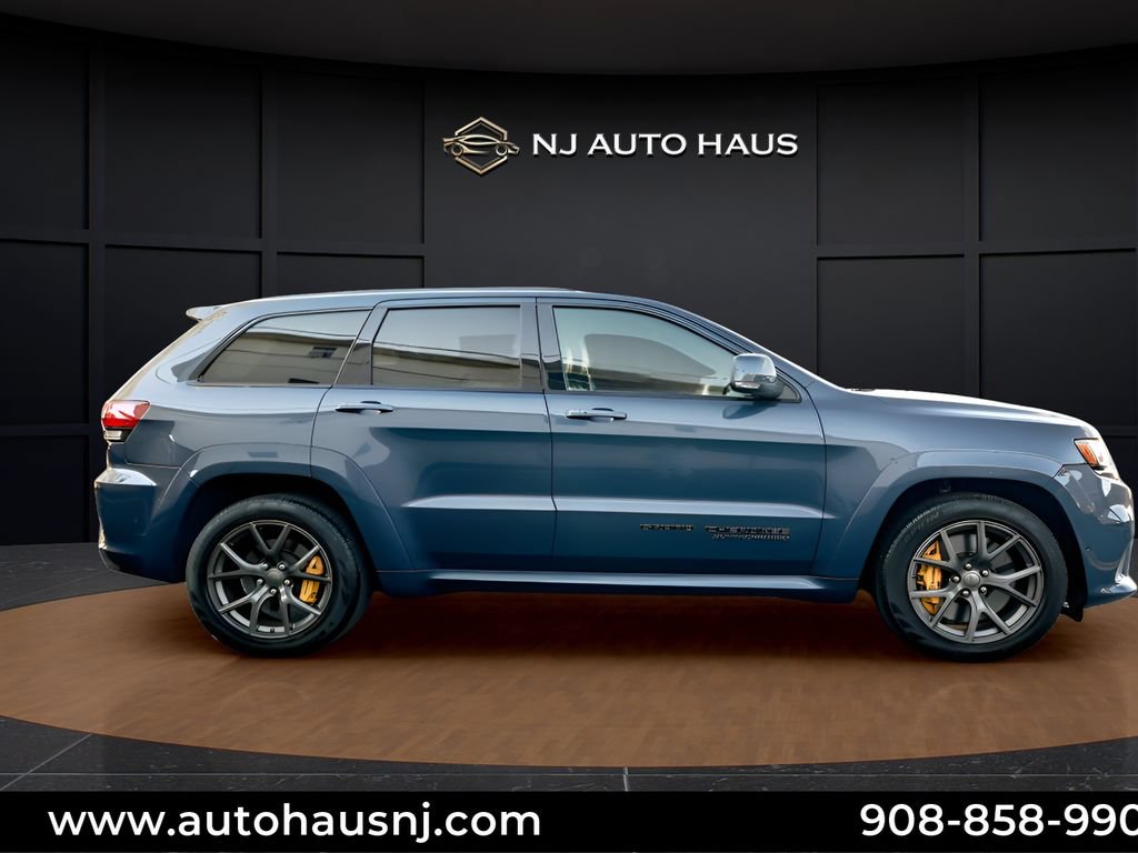 Used 2020 Jeep Grand Cherokee Trackhawk AWD/4WD image 10
