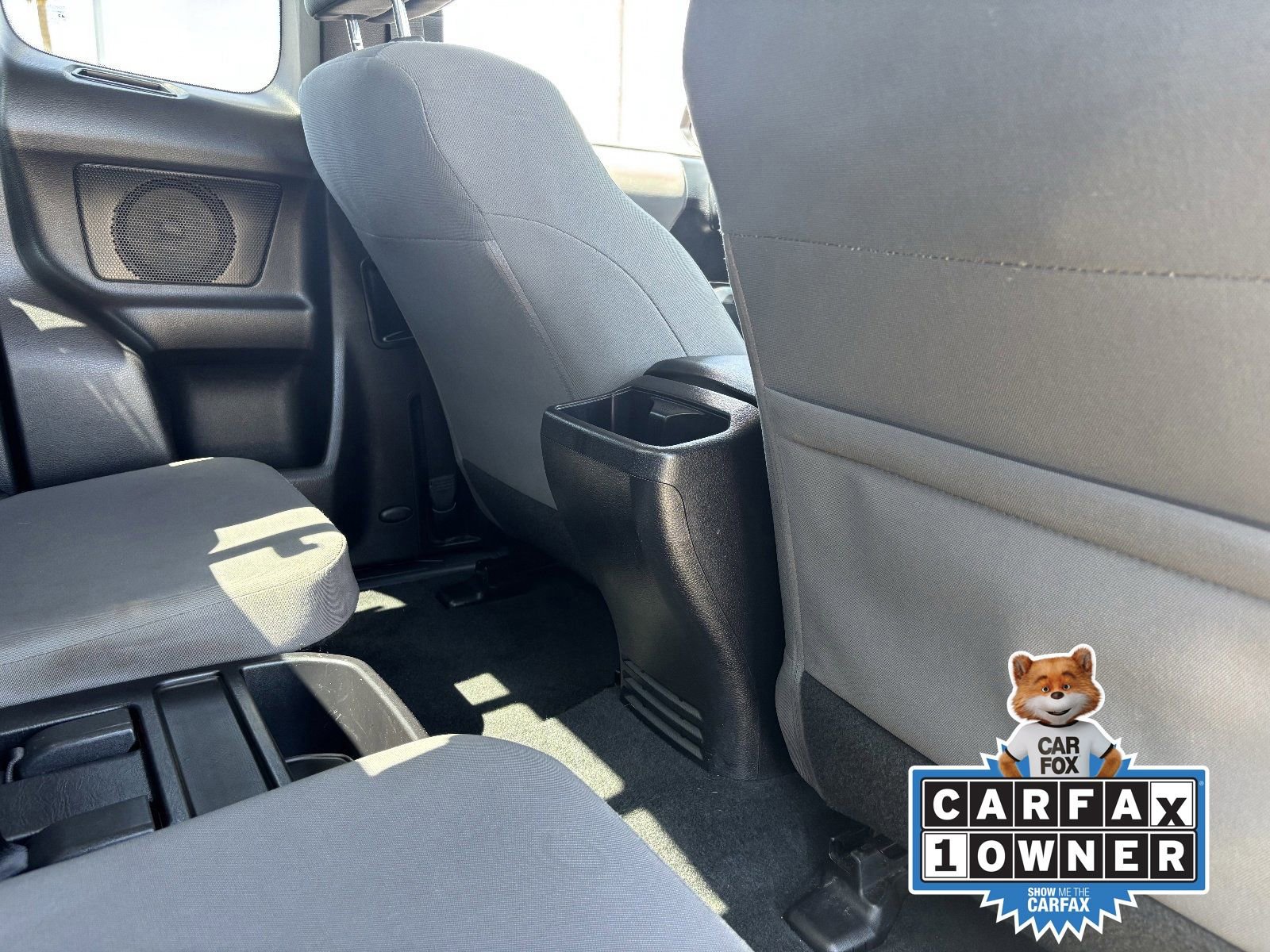 Used 2016 Toyota Tacoma SR5 w/ Towing Package RWD image 14