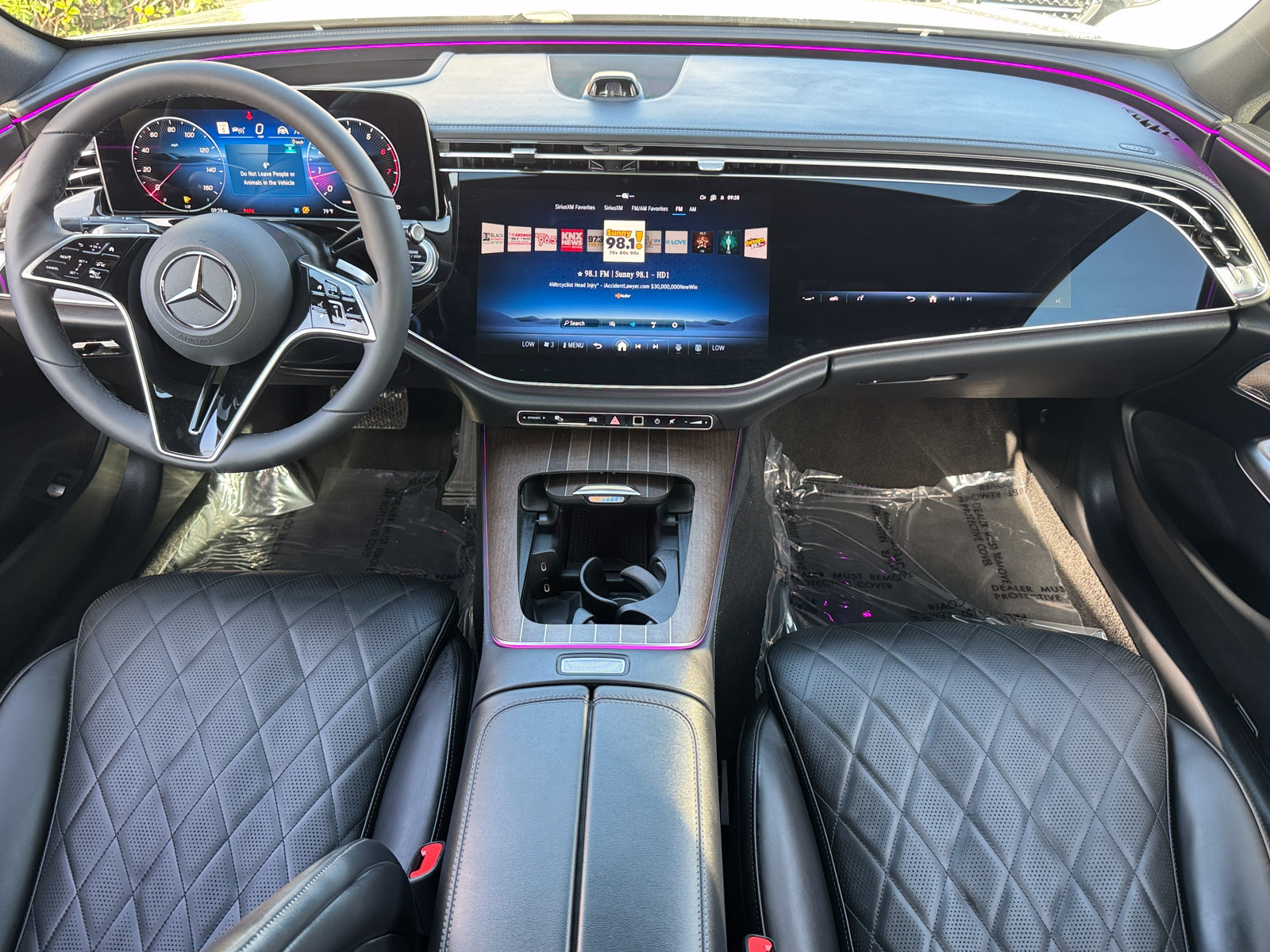 New 2027 Mercedes-Benz E 450 4MATIC Sedan image 4