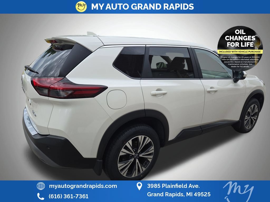 Used 2023 Nissan Rogue SV AWD/4WD image 7