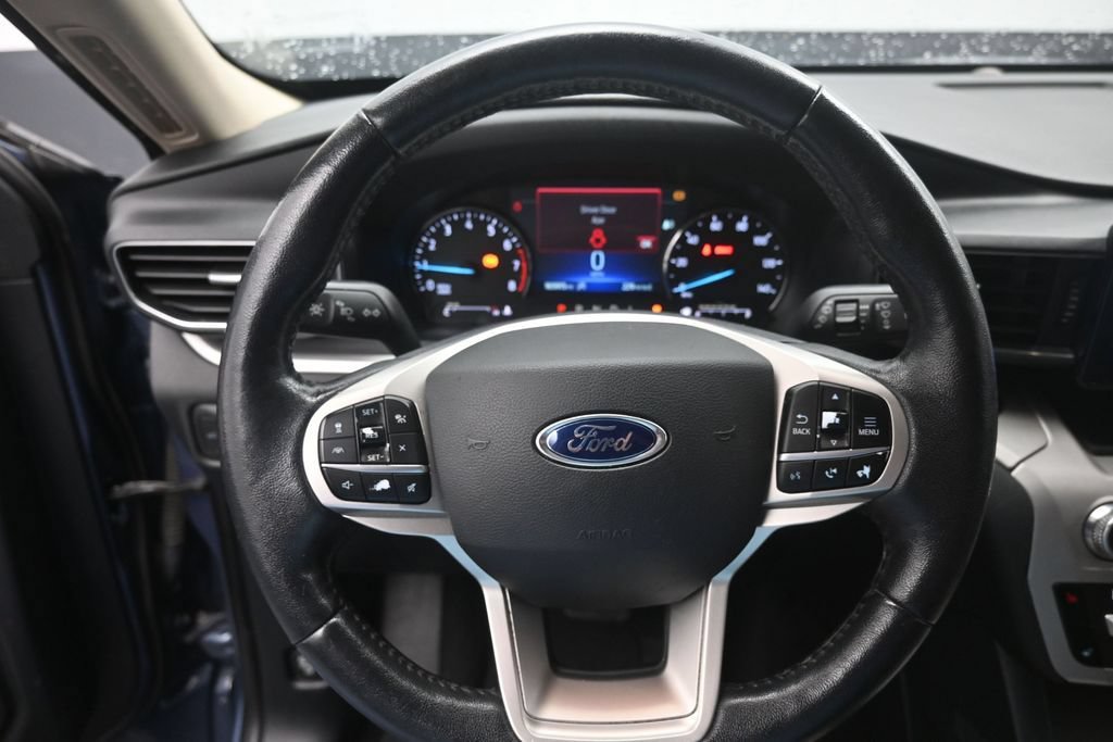Used 2021 Ford Explorer XLT w/ Equipment Group 202A RWD image 29