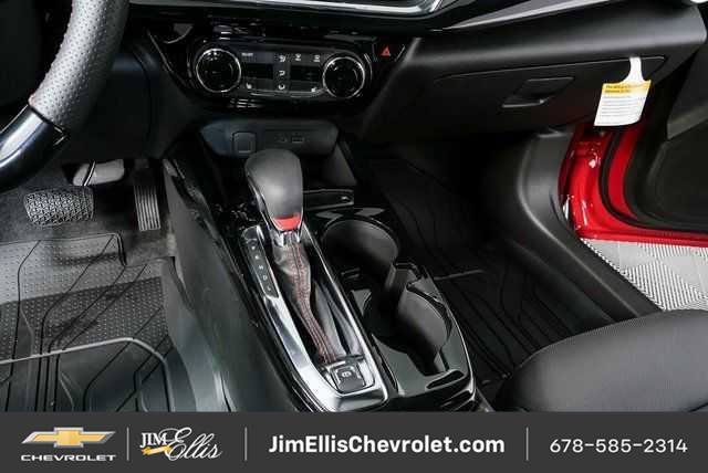 New 2026 Chevrolet Trax RS w/ Sunroof Package FWD image 14