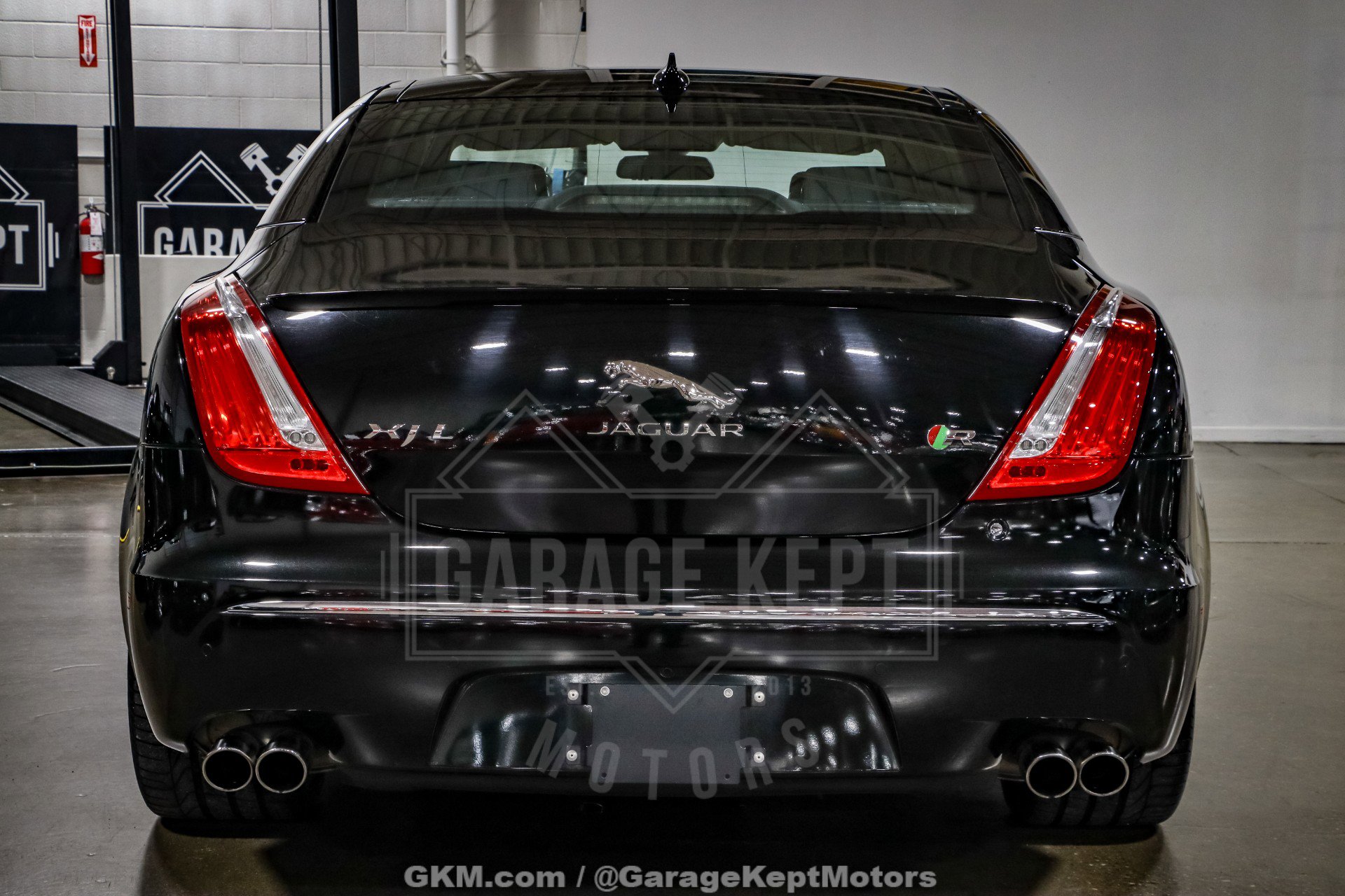 Used 2015 Jaguar XJ R LWB image 47