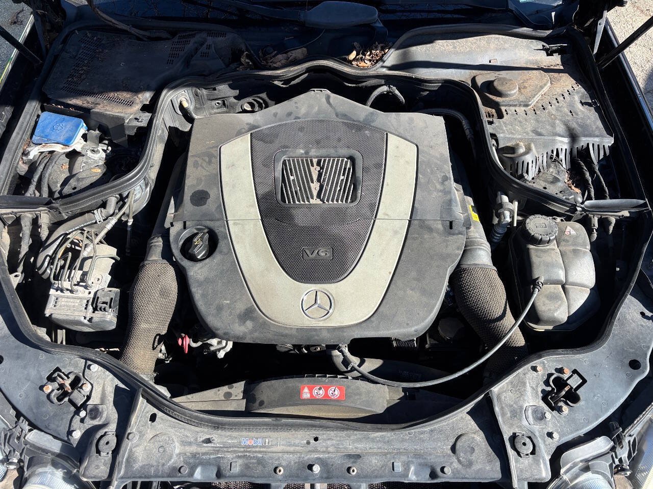 Used 2008 Mercedes-Benz E 350 4MATIC Sedan image 17