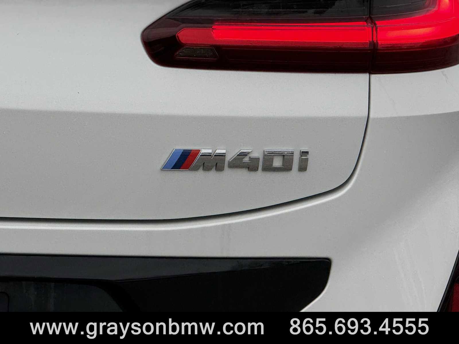 Used 2025 BMW X4 M40i w/ Premium Package image 36