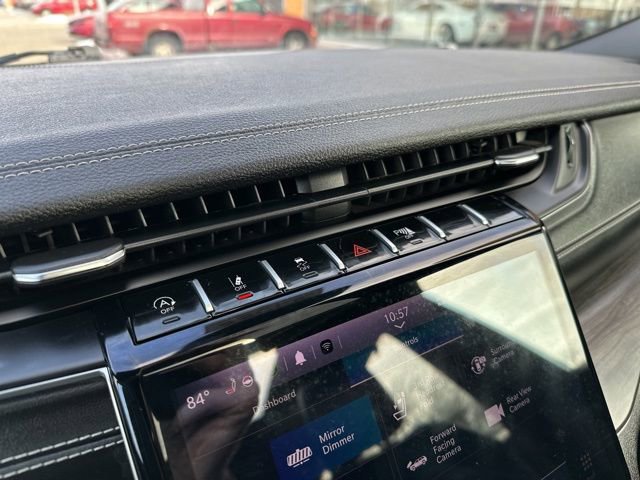 Used 2024 Jeep Grand Cherokee L Limited w/ Luxury Tech Group II image 35