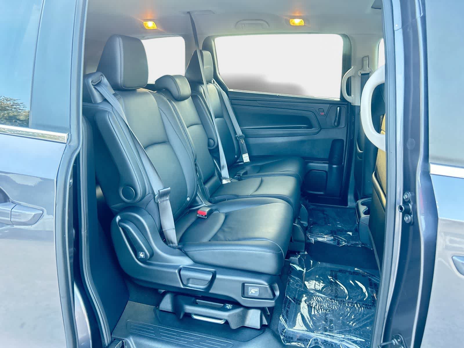 Used 2026 Honda Odyssey EX-L image 13
