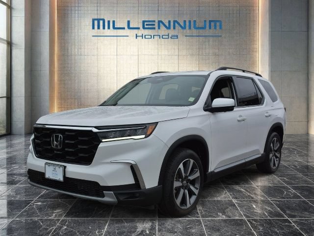 Certified 2023 Honda Pilot Elite image 9