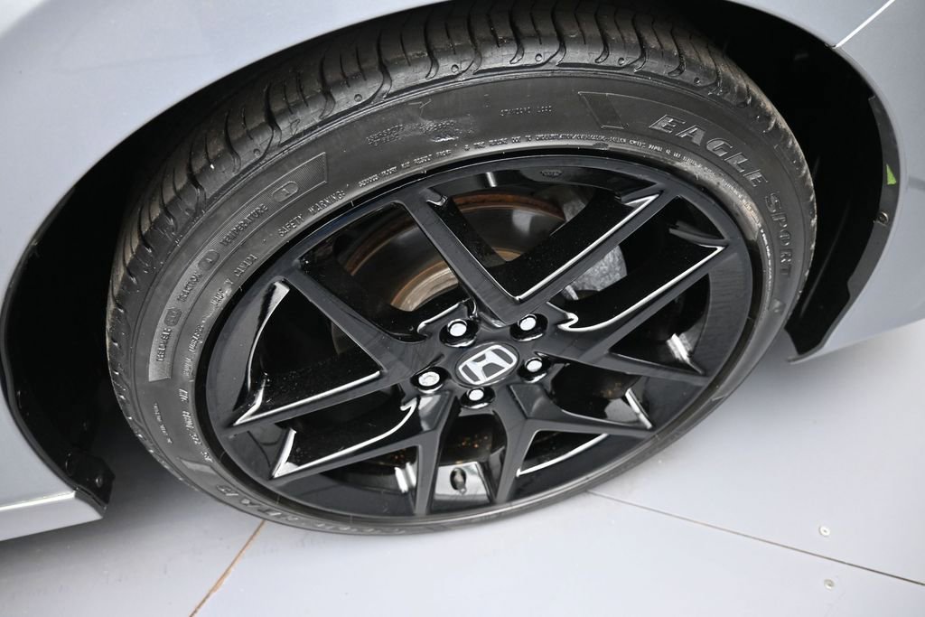 Used 2023 Honda Civic Sport image 13