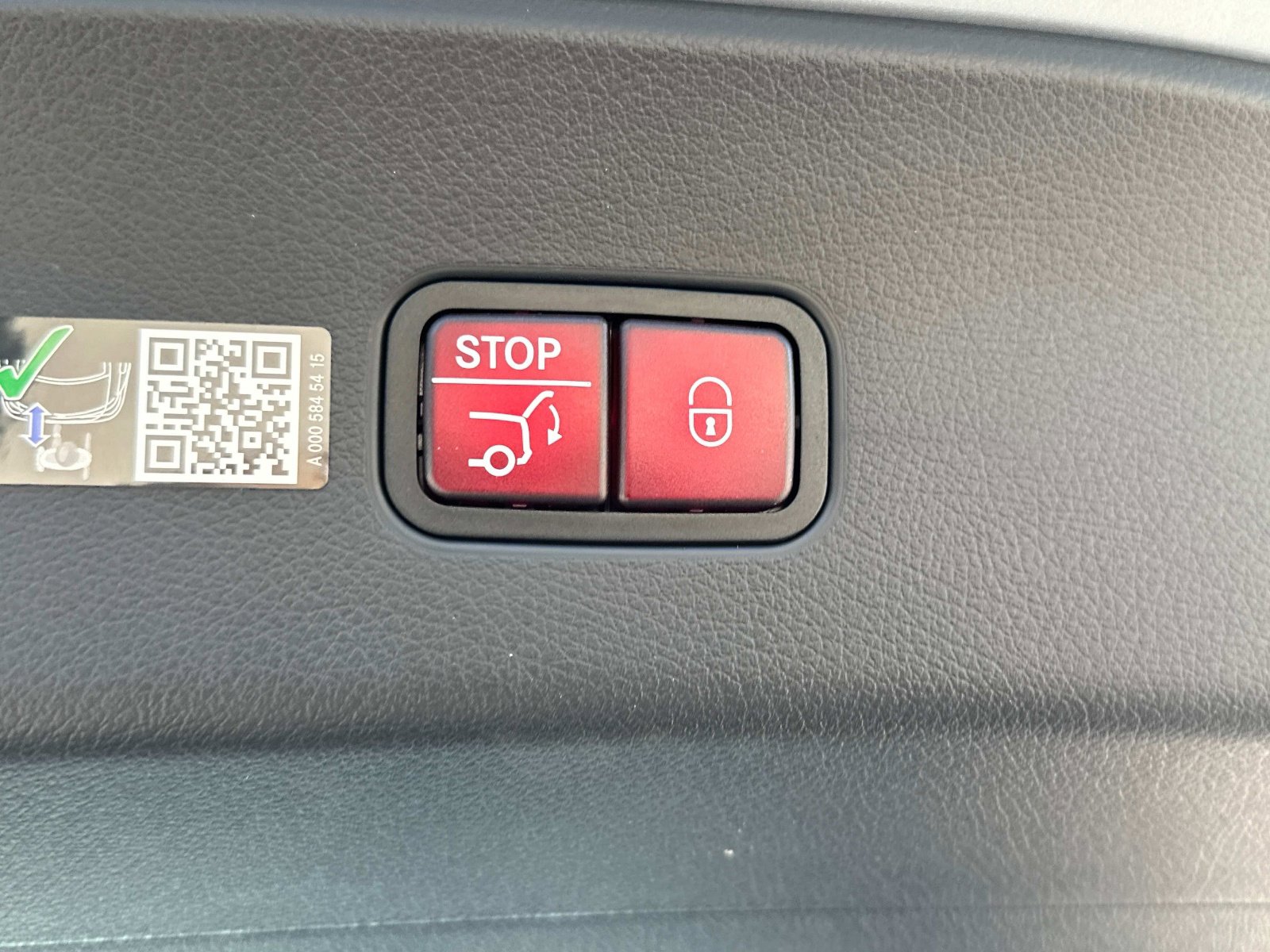 New 2026 Mercedes-Benz GLC 43 AMG 4MATIC Coupe image 12