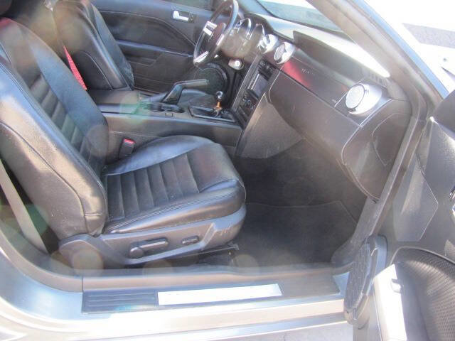 Used 2009 Ford Mustang GT Premium image 10