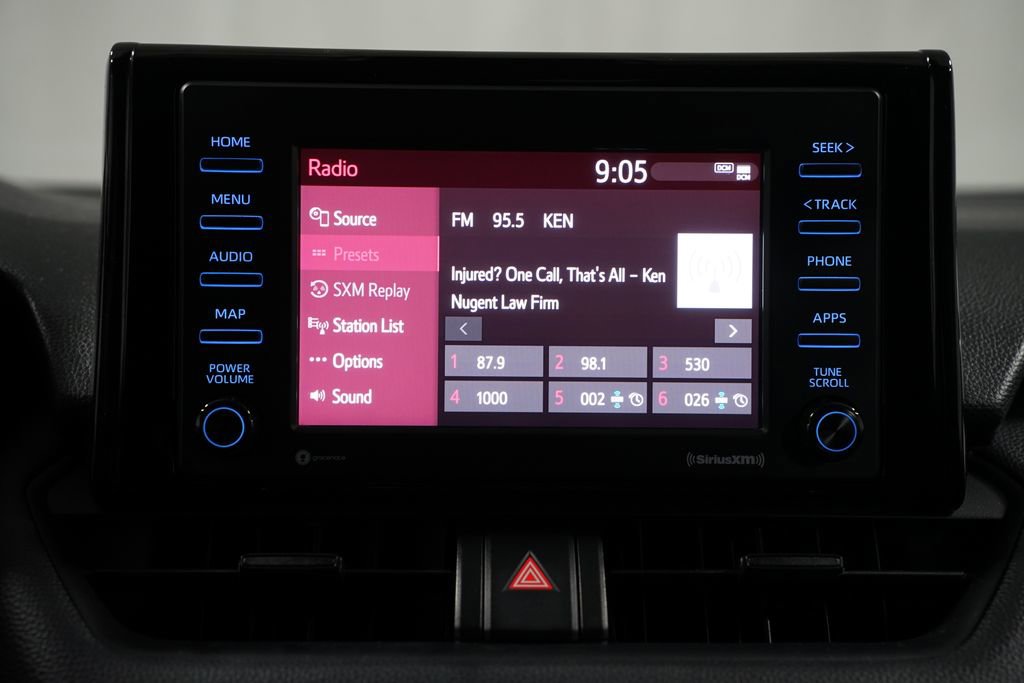 Used 2021 Toyota RAV4 LE image 17