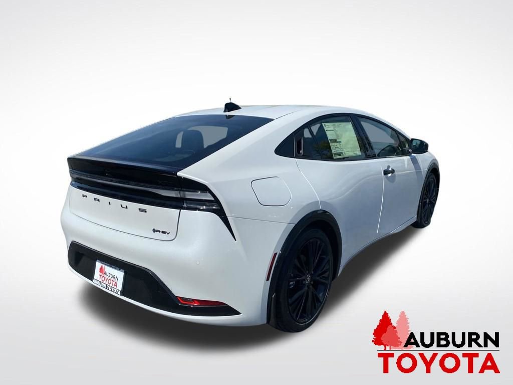 New 2026 Toyota Prius Plug-In Hybrid FWD image 6