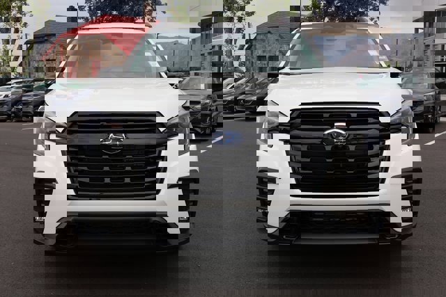 New 2025 Subaru Ascent Bronze Edition image 8