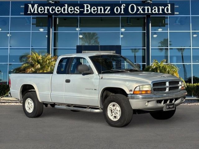 Used 1999 Dodge Dakota SLT