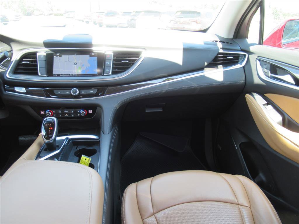Used 2018 Buick Enclave Premium FWD image 12