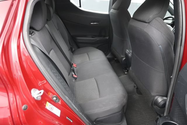 Used 2018 Toyota C-HR XLE FWD image 13