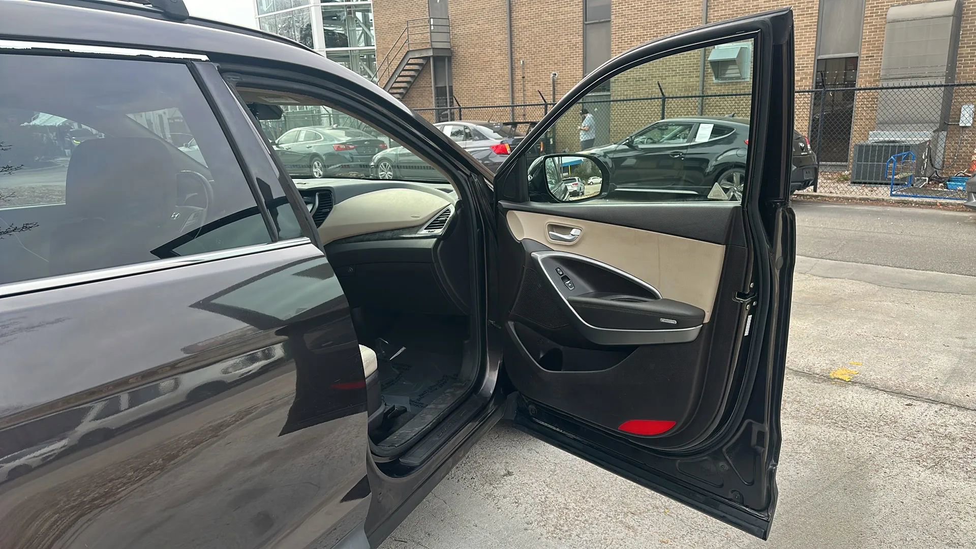 Used 2018 Hyundai Santa Fe SE image 24