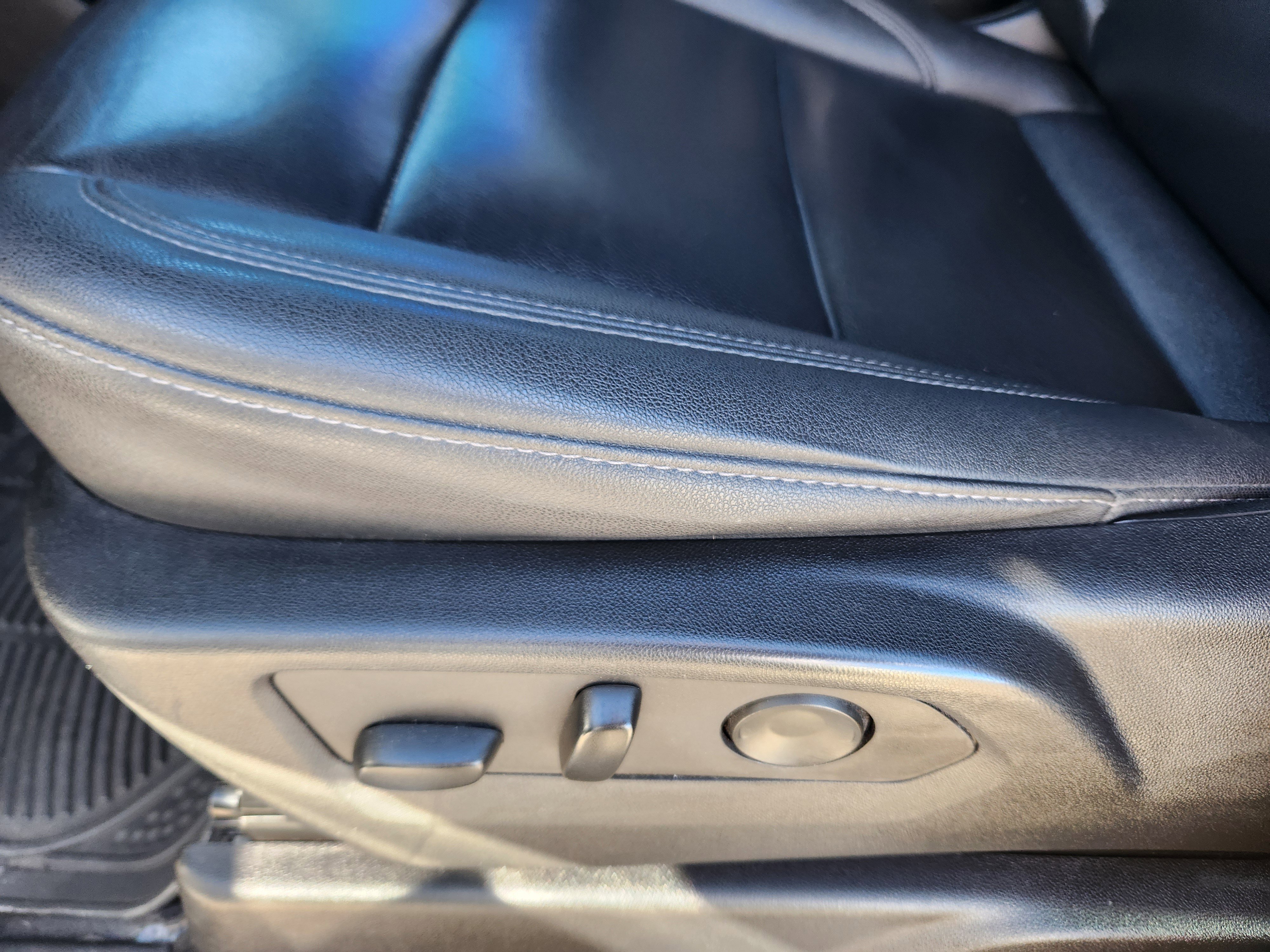 Used 2023 Chevrolet Tahoe LT image 19