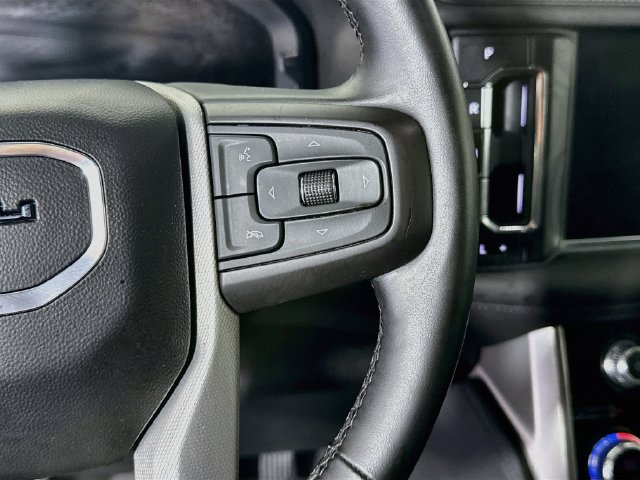 Used 2023 GMC Yukon Denali AWD/4WD image 14