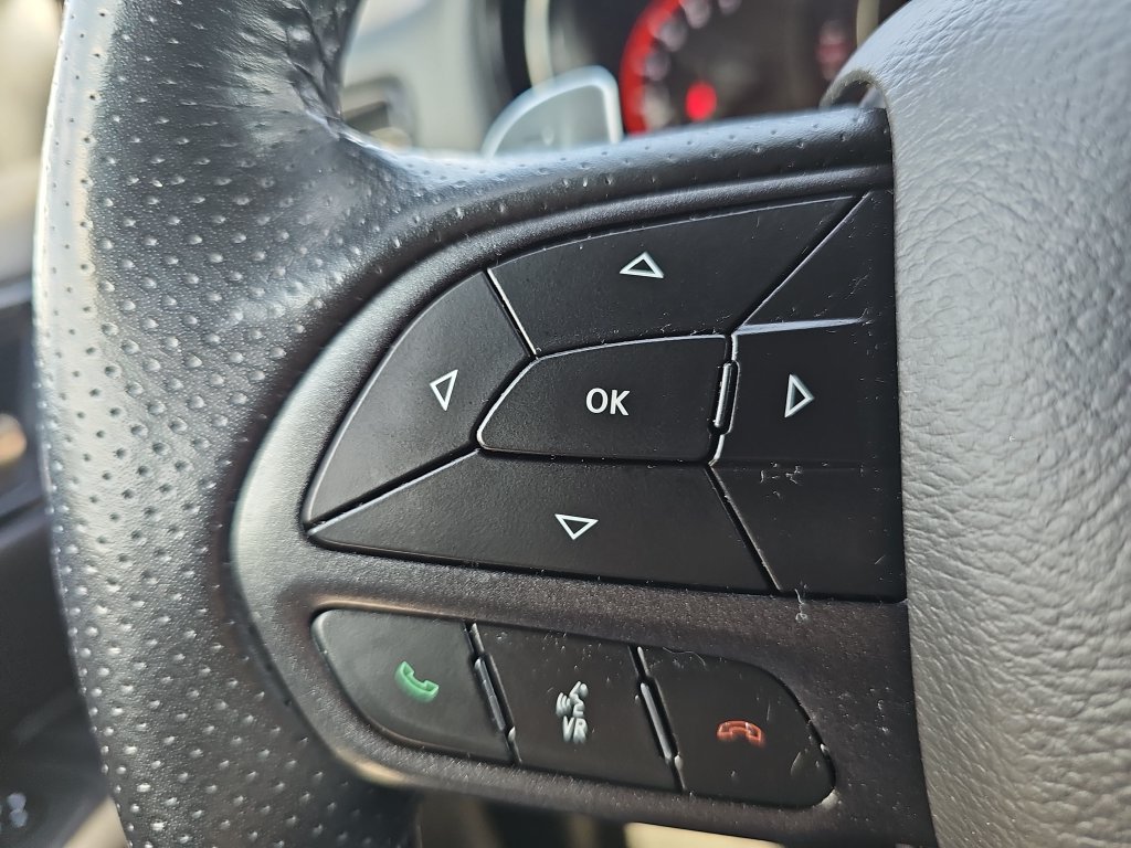 Used 2024 Dodge Durango GT AWD/4WD image 16