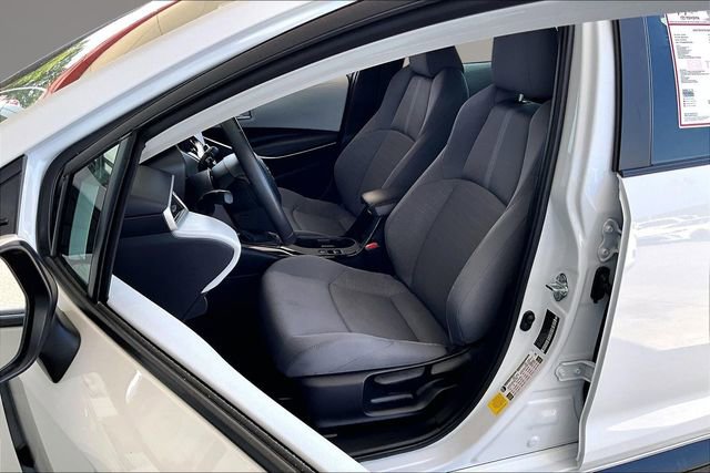 Used 2025 Toyota Corolla SE FWD image 18