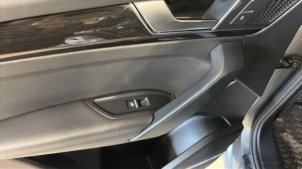 Used 2019 Audi Q5 2.0T Premium Plus AWD/4WD image 21