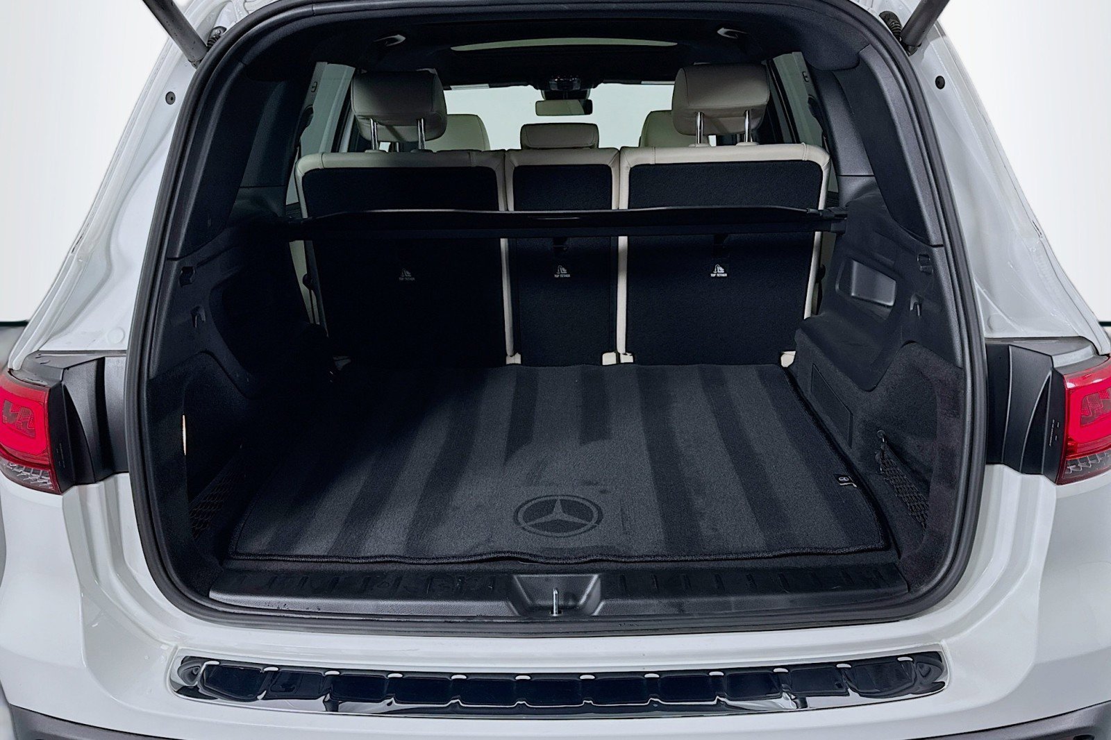 Certified 2023 Mercedes-Benz EQB 250+ image 23