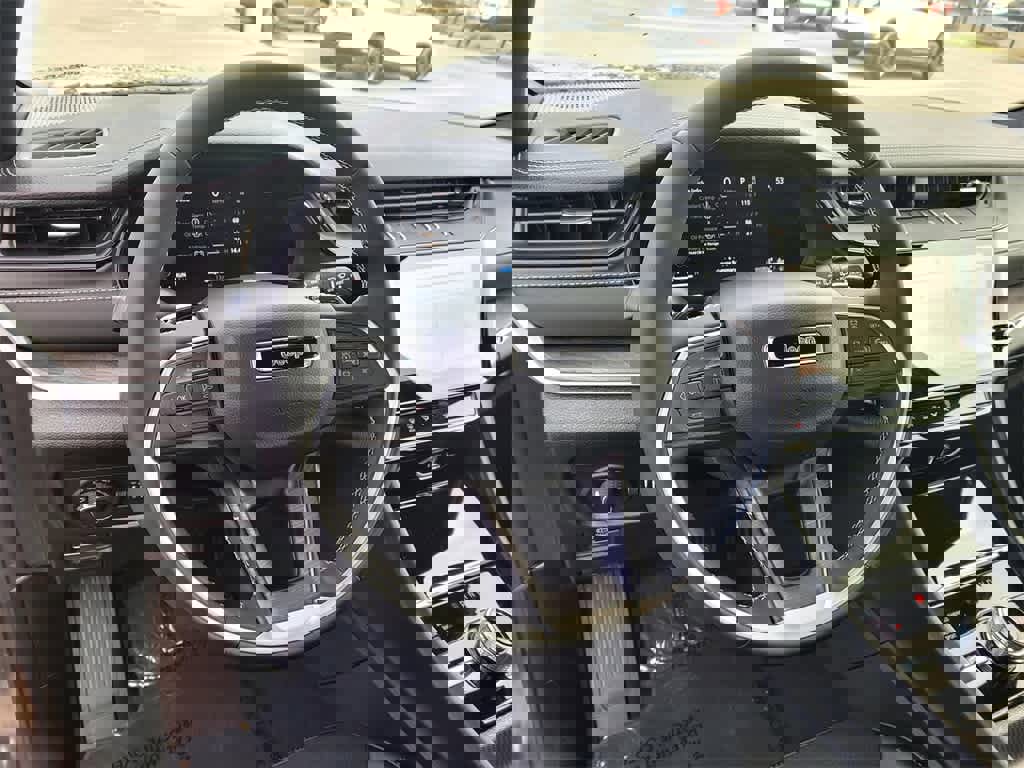 New 2026 Jeep Grand Cherokee Altitude image 9