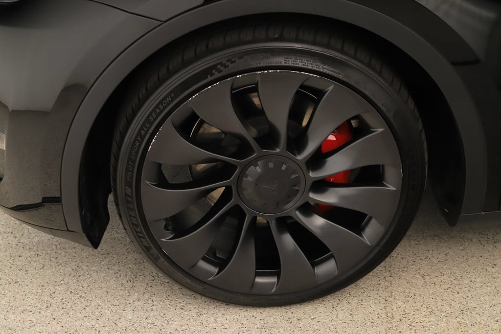 Used 2023 Tesla Model Y Performance AWD/4WD image 37