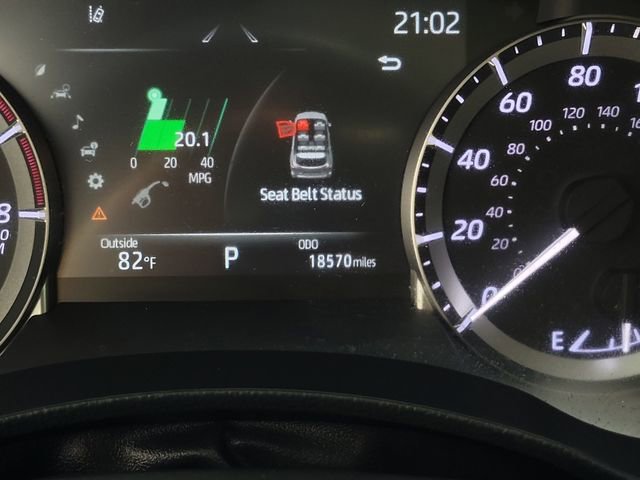 Used 2023 Toyota Highlander XSE image 2