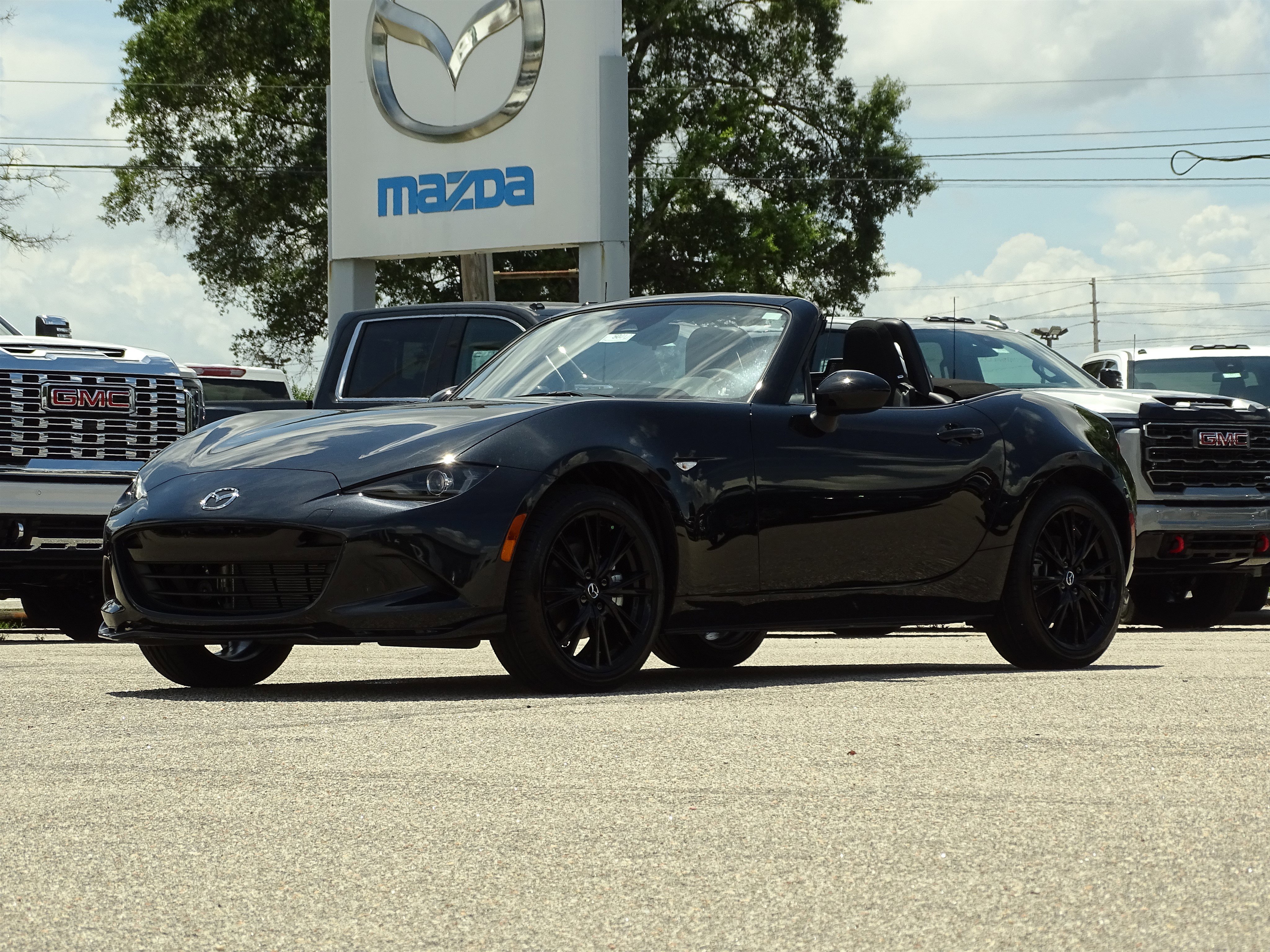 New 2025 MAZDA MX-5 Miata Club image 3
