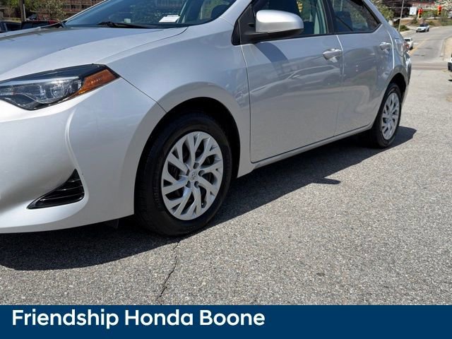 Used 2018 Toyota Corolla LE FWD image 9