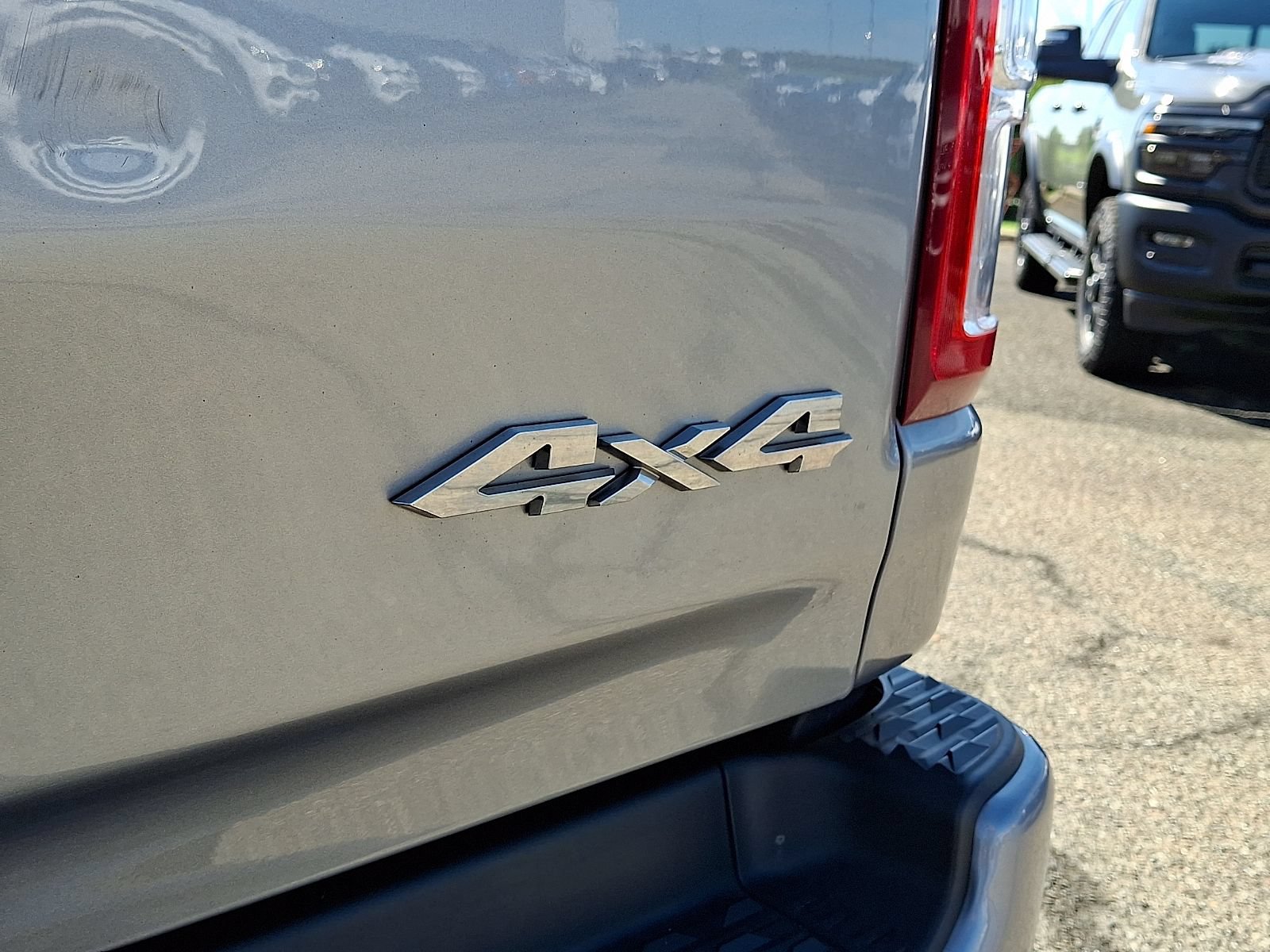 Used 2022 RAM 1500 Big Horn AWD/4WD image 33