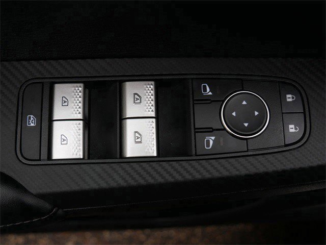 Used 2022 Mitsubishi Outlander SE image 17