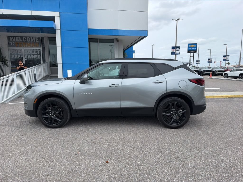 Used 2023 Chevrolet Blazer LT w/ Convenience Package FWD image 7