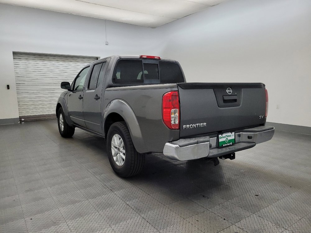 Used 2019 Nissan Frontier SV image 5