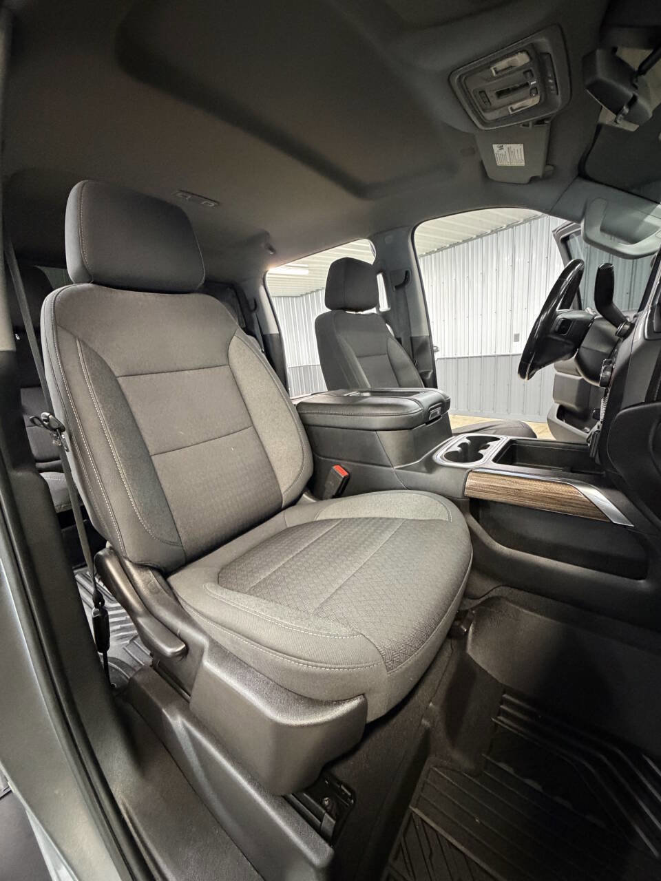 Used 2021 Chevrolet Silverado 1500 LT Trail Boss w/ Convenience Package II image 29