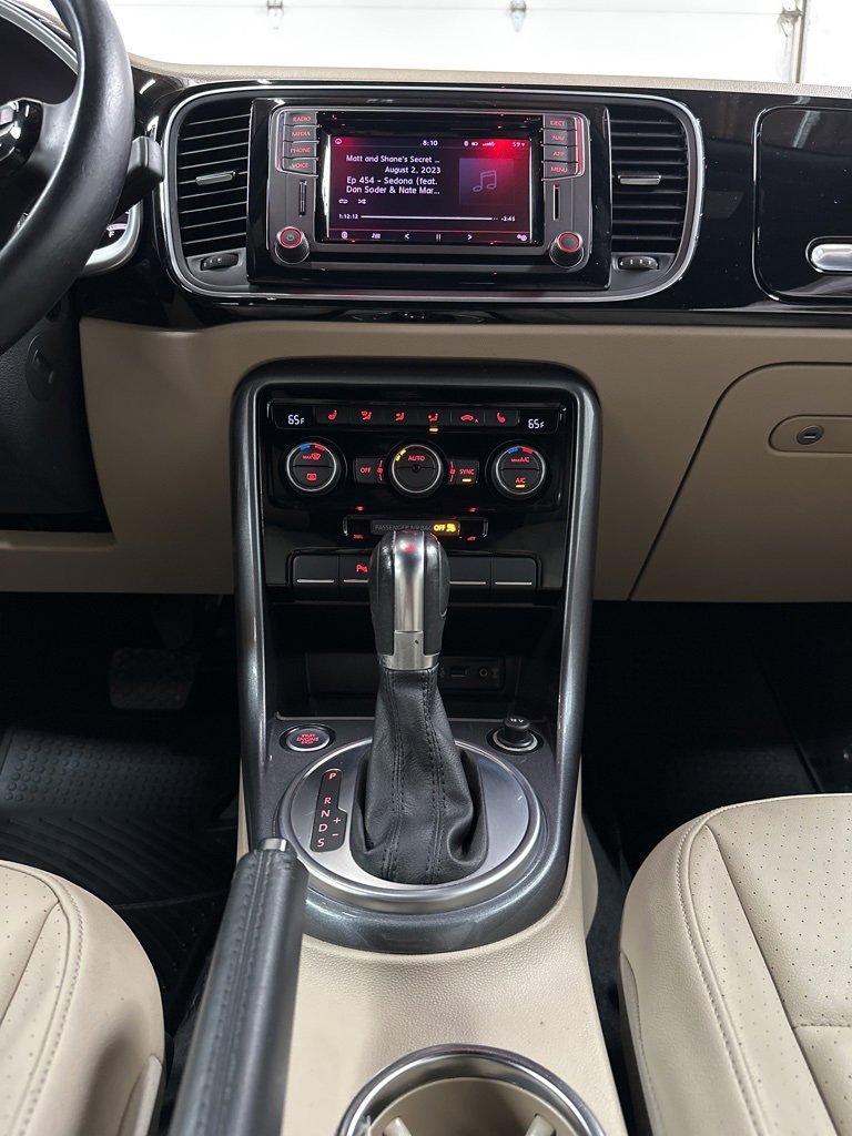 Used 2019 Volkswagen Beetle 2.0T Final Edition SEL image 28