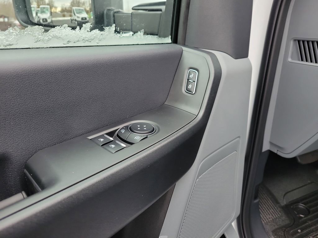New 2026 Ford F350 XL w/ FX4 Off-Road Package image 16